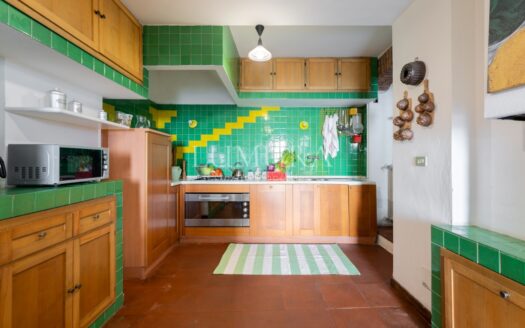 Fortified Estate with 13 Hectares in Pistoia, Tuscany